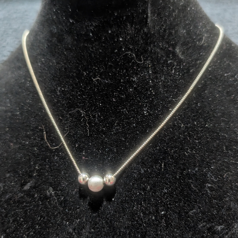 17” Sterling Silver Plated Beaded Chain Necklace Silver Tone Station Minimalist